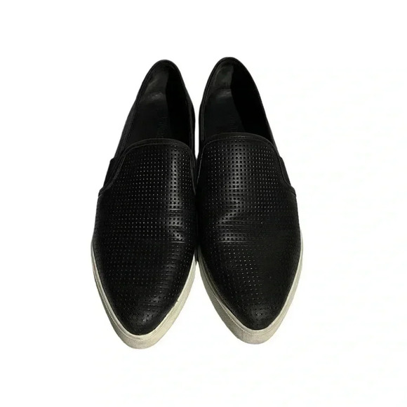 Vince Leather Pointed Toe  Flats Black Size 8/38 - Picture 2 of 9